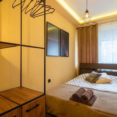 Apartments Skopje Downtown Bagian luar foto
