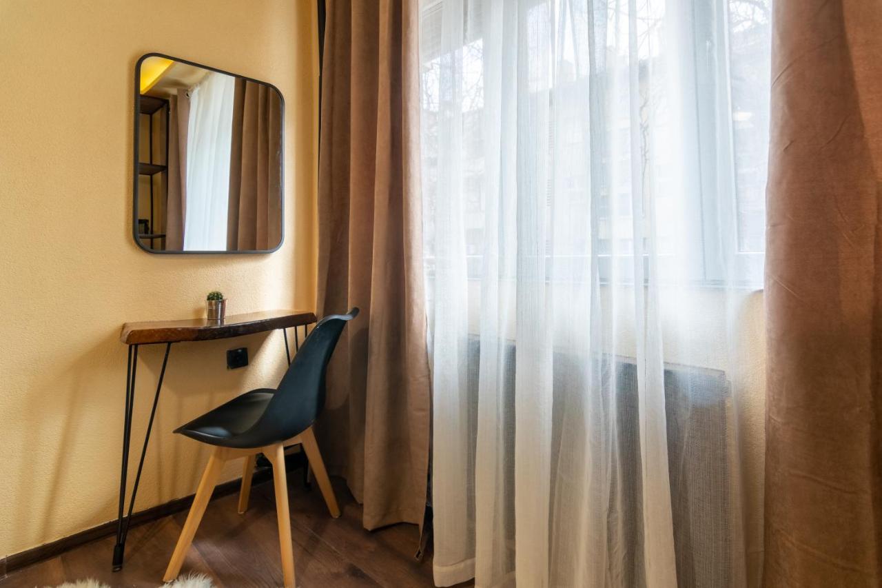 Apartments Skopje Downtown Bagian luar foto