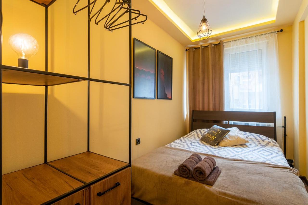 Apartments Skopje Downtown Bagian luar foto