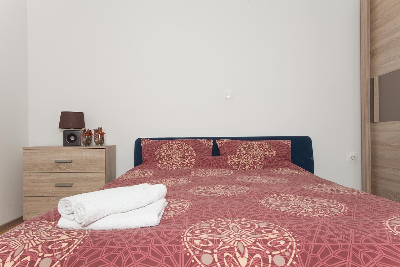 Apartments Skopje Downtown Bagian luar foto