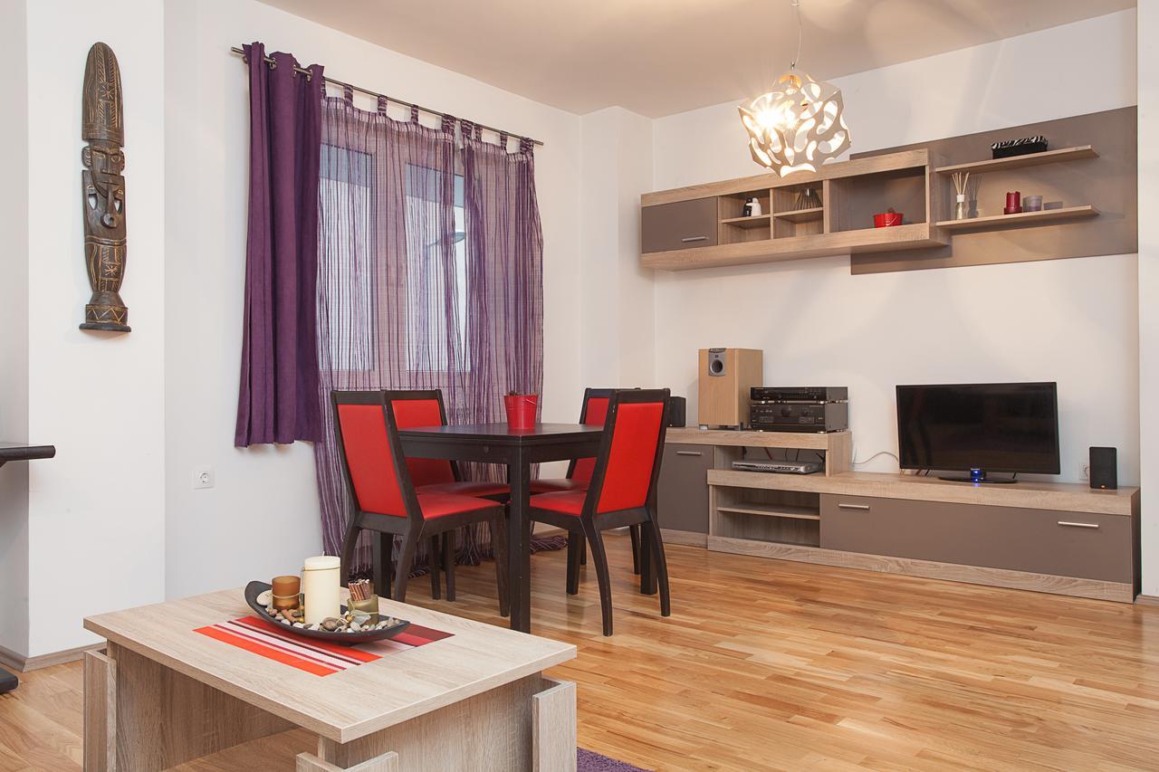 Apartments Skopje Downtown Bagian luar foto